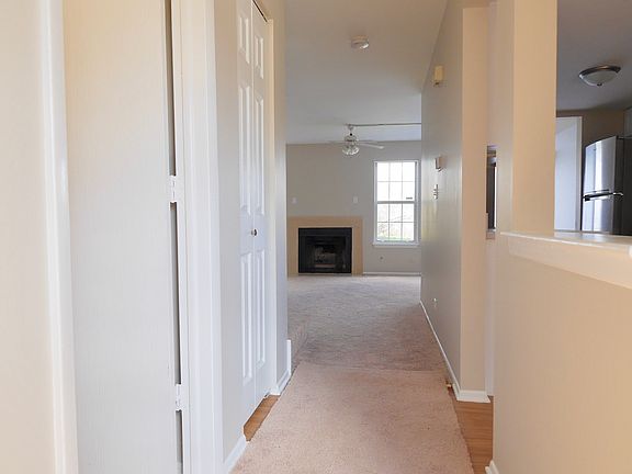 2nd image of 304 Green Knoll Ln