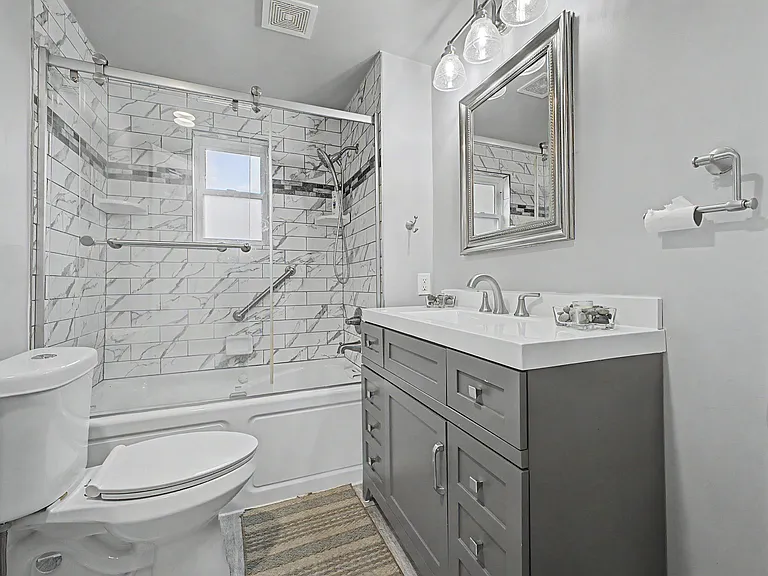 29438 Elmwood St — Photo 19