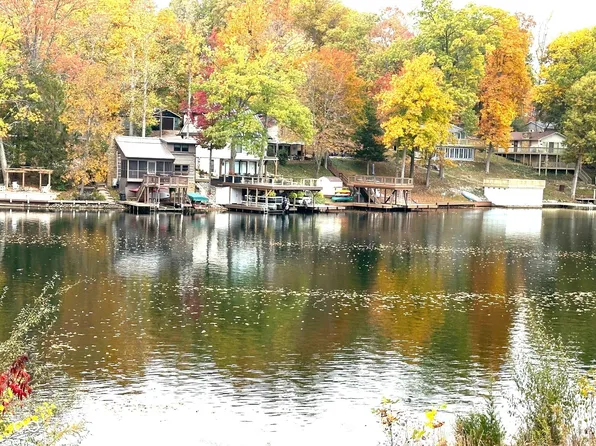 6373 Sweetwater Dr, Nineveh, IN 46164