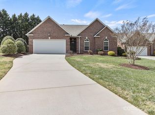 915 Overhill Rd, Salisbury, NC 28144