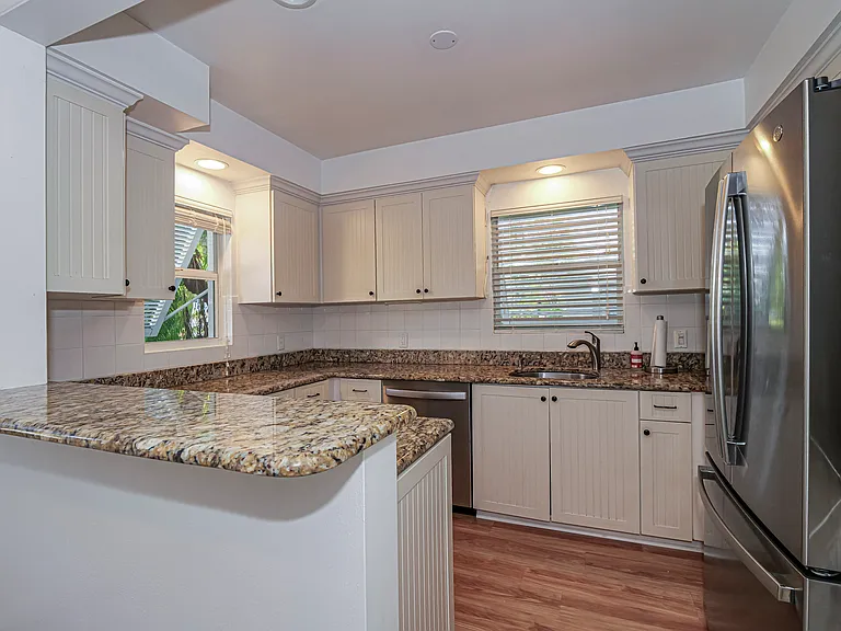 2158 Seville Ave — Photo 7