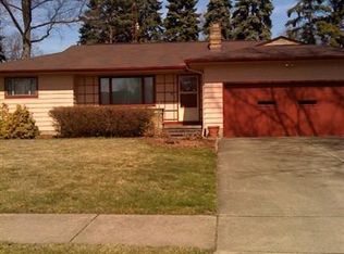 1404 Dodge Dr NW, Warren, OH