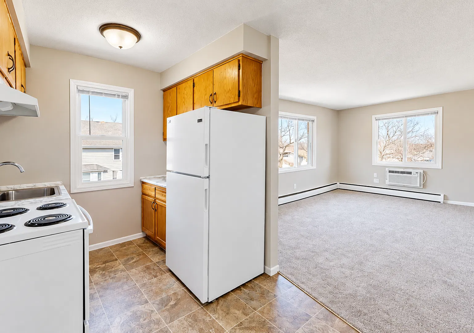 Welcome to Aldrich Apartments Comfortable Living, Convenient Minneapolis Location! — Photo 3