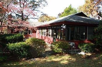 5th image of 134 Saint Johns Ave