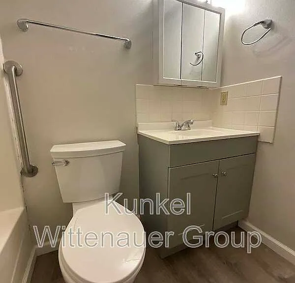 9519 W Main St — Photo 11
