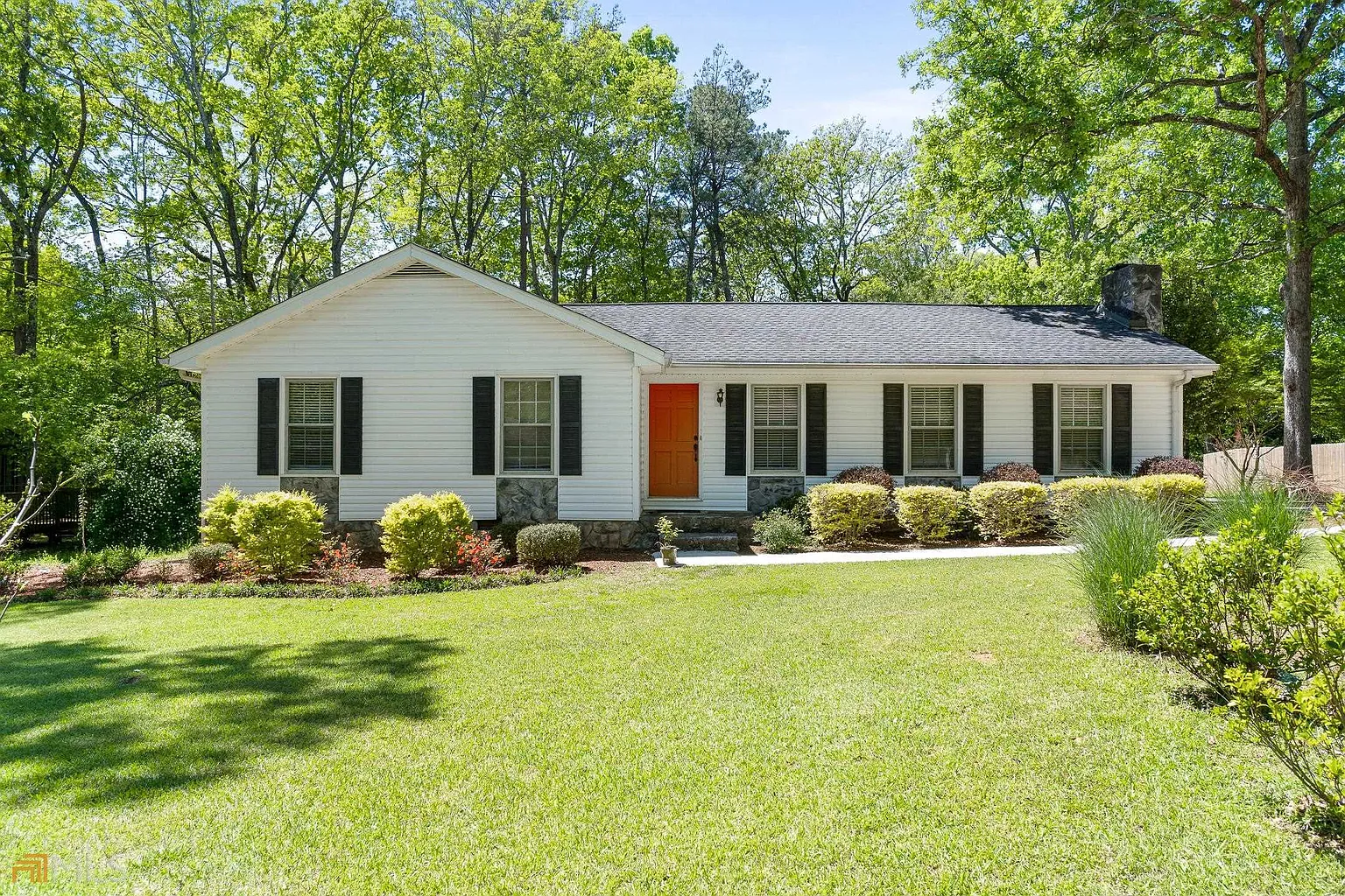 85 Wellington Dr photo 1