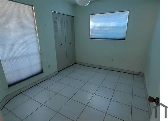 9850 W Heather Ln — Photo 3