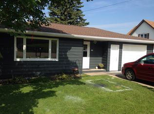 121 Highland Ave, Iron Ridge, WI 53035