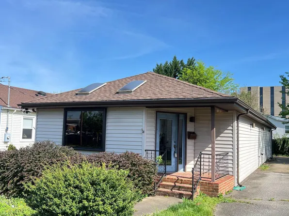 442 Bridgewater St, Fredericksburg, VA 22401