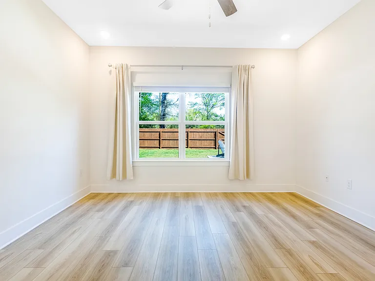 5320 Cornwall Dr — Photo 30