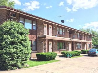 1596 Mark Avenue, Elgin, IL 60123