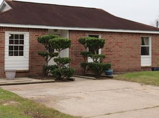 121 Orange St, La Marque, TX 77568