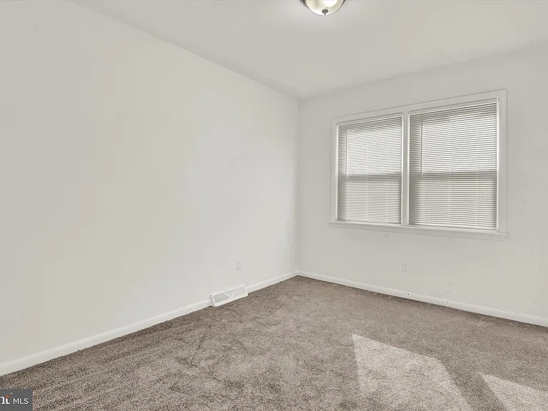 2738 Bird View Rd — Photo 11