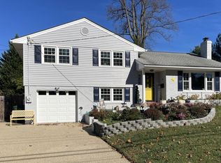 7404 Inzer St, Springfield, VA 22151