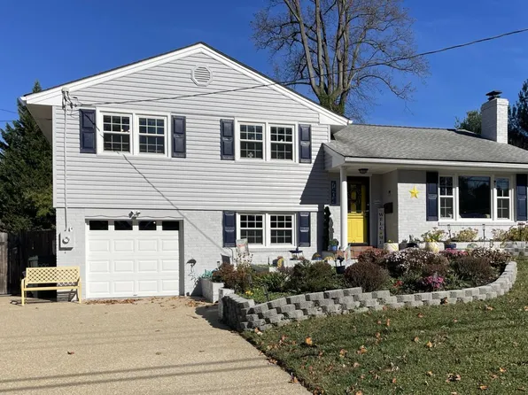 7404 Inzer St, Springfield, VA 22151