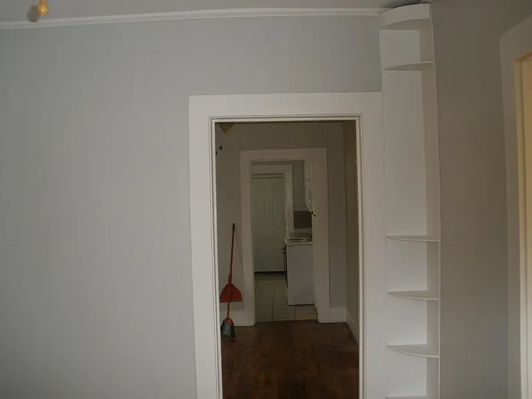 867 East Blvd — Photo 10
