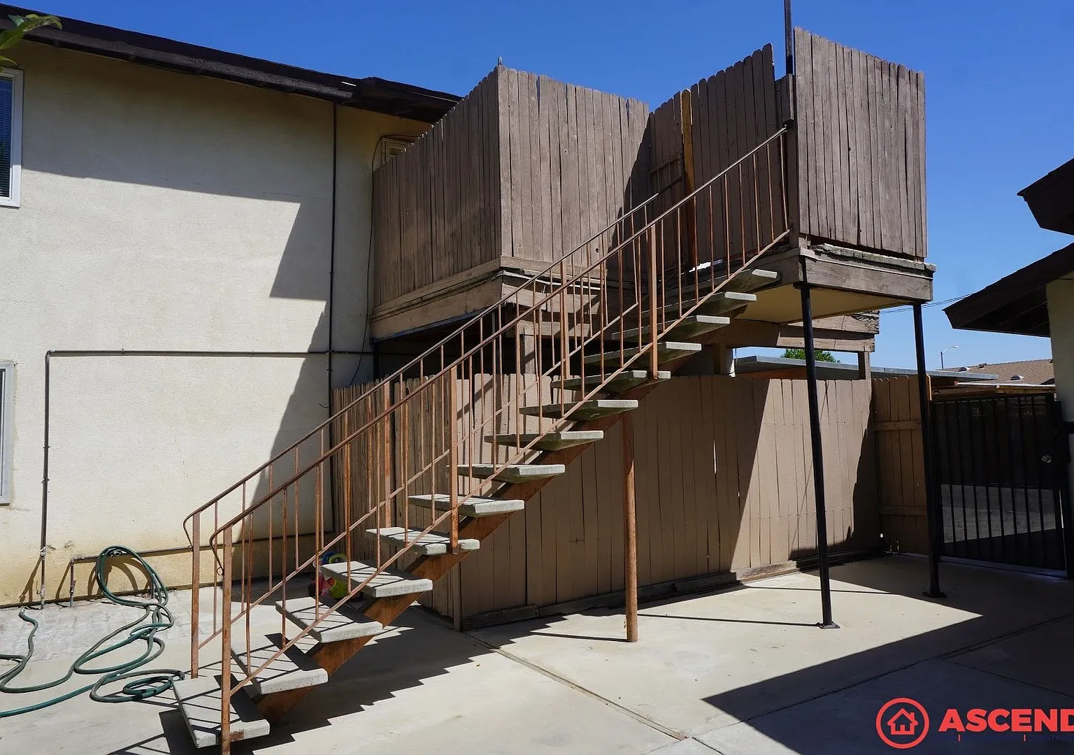 6005 Nogal Ave — Photo 2