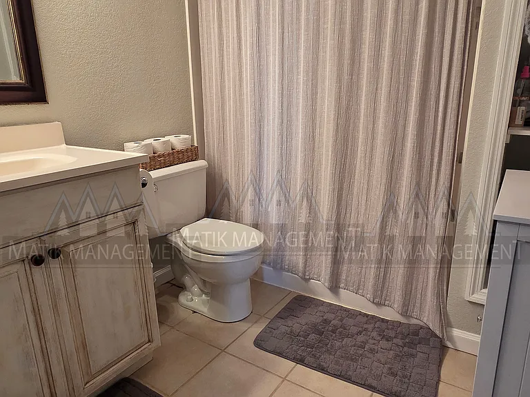 4287 Trumpeter Dr SE — Photo 41