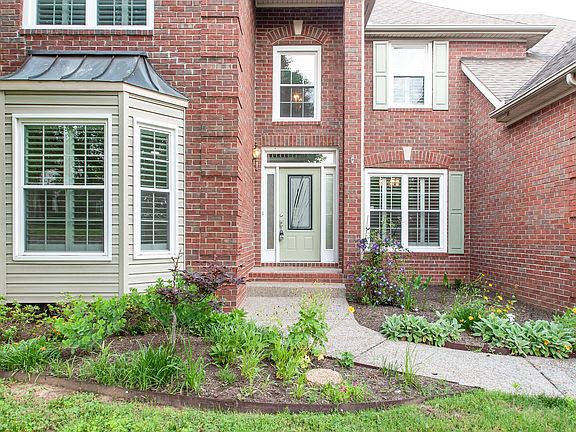 4th image of 6117 Deerbrook Dr