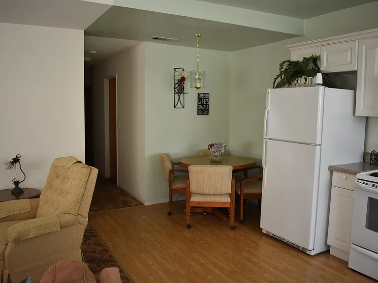 536 San Luis Ave — Photo 13