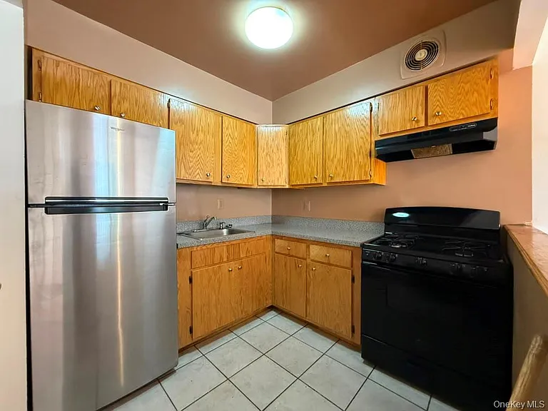 1250 Rev James Polite Ave #2 — Photo 6
