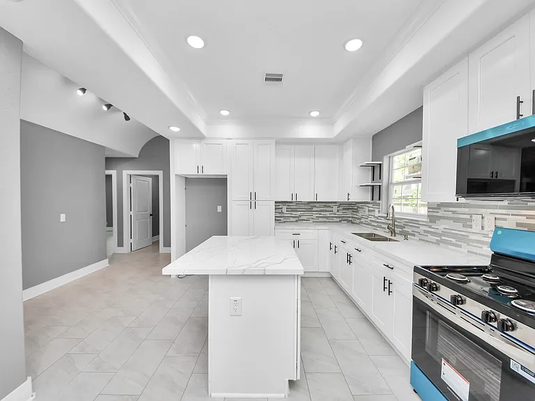 7010 Kernel St — Photo 9