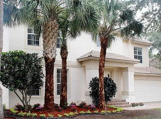 212 Lone Pine Dr, Palm Beach Gardens, FL 33410