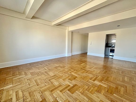4th image of 147 W 79th St #14C