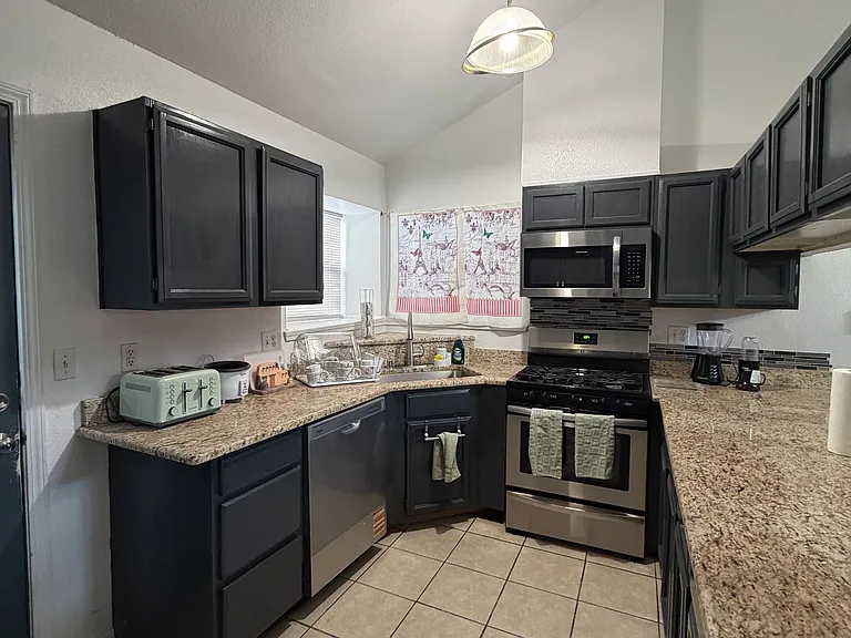 329 Tierra Linda Dr #2 — Photo 7