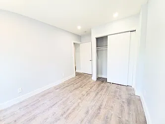 Rented by Rennit Inc.