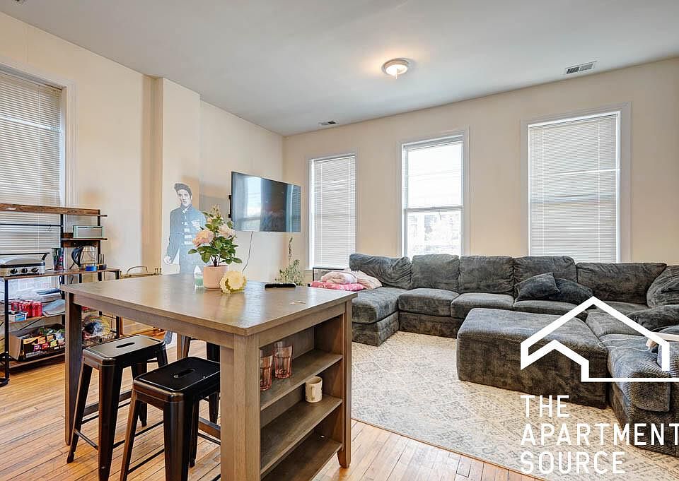 1st image of 2603 W North Ave APT 2