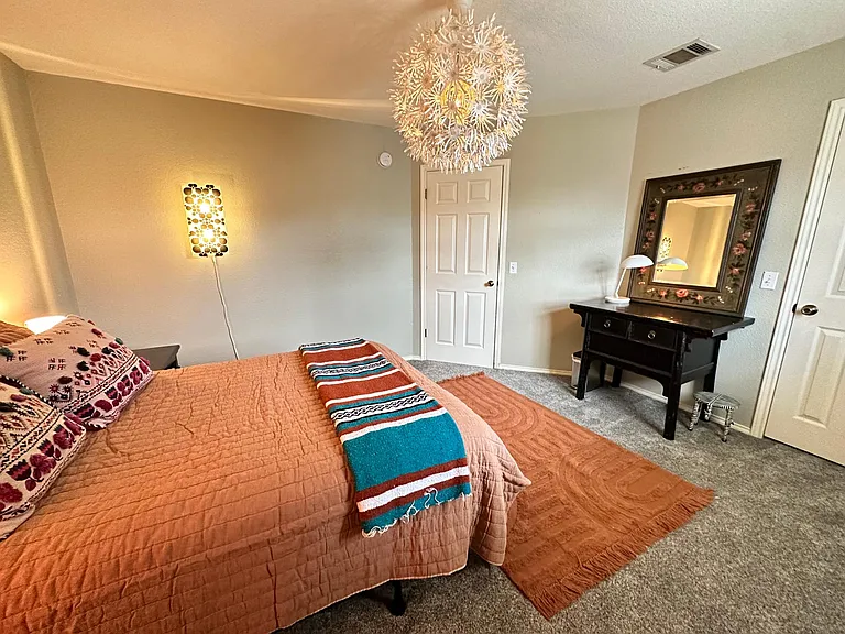 4131 Travis Country Cir — Photo 28