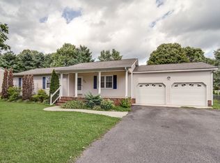 978 Riley Creek Rd, Tullahoma, TN 37388