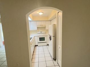 2227 NE 6th St, Cape Coral, FL 33909