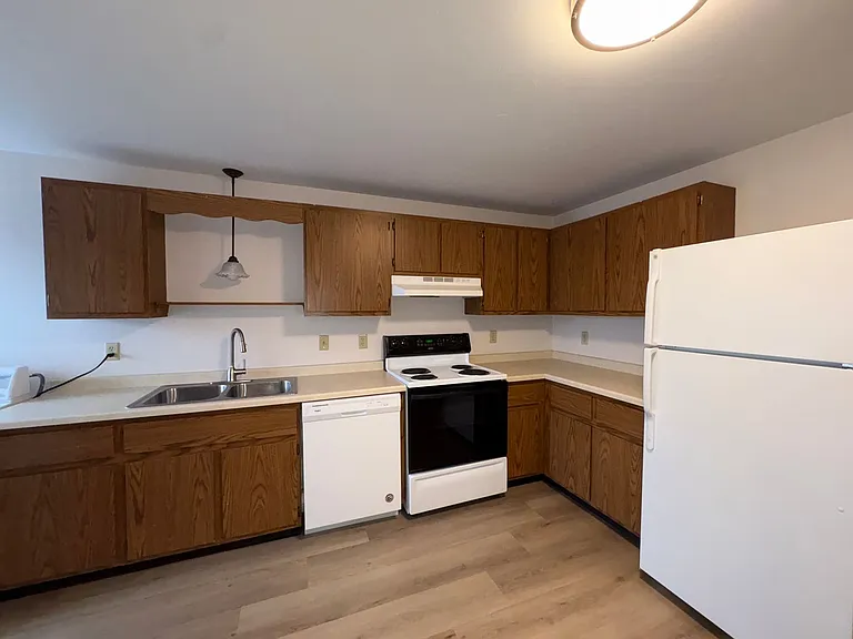 2677 Humboldt Rd — Photo 35
