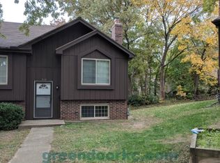9116 W 78th St, Overland Park, KS 66204