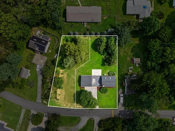 270 Ellis Dr, Louisa, VA 23093