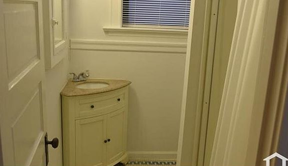 3rd image of 3627 Arkansas Ave Floor 2