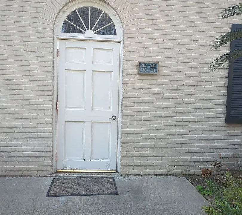 213 Bendel Rd #111