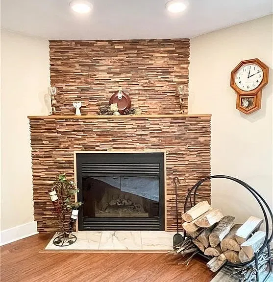 8423 Bubbling Springs Dr — Photo 21