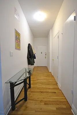 Rented by Bold New York | media 32