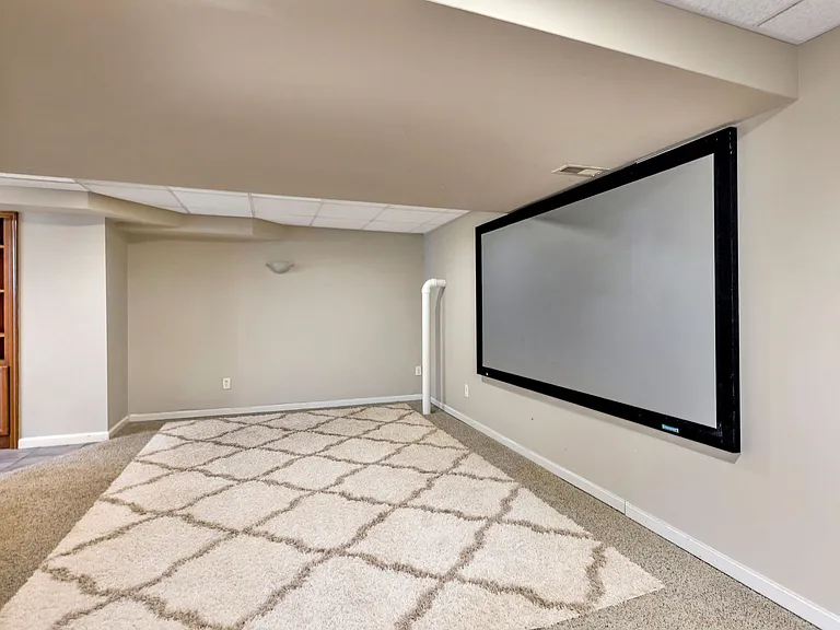 5041 Lexington Ct — Photo 31