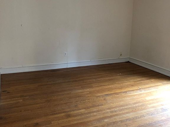 4th image of 7900 Germantown Ave Ste 2
