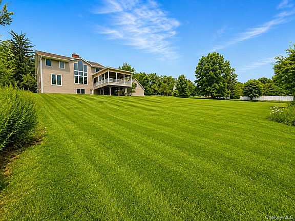 4th image of 49 Helms Hill Road