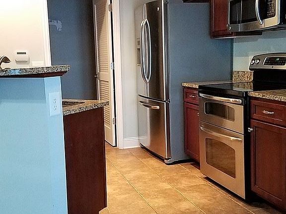 2nd image of 7908 Harpeth View Dr