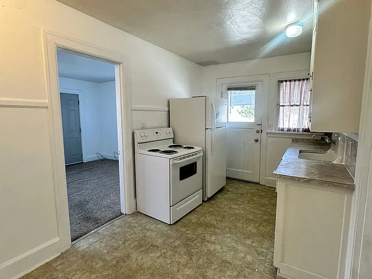 801 Kittitas St — Photo 6