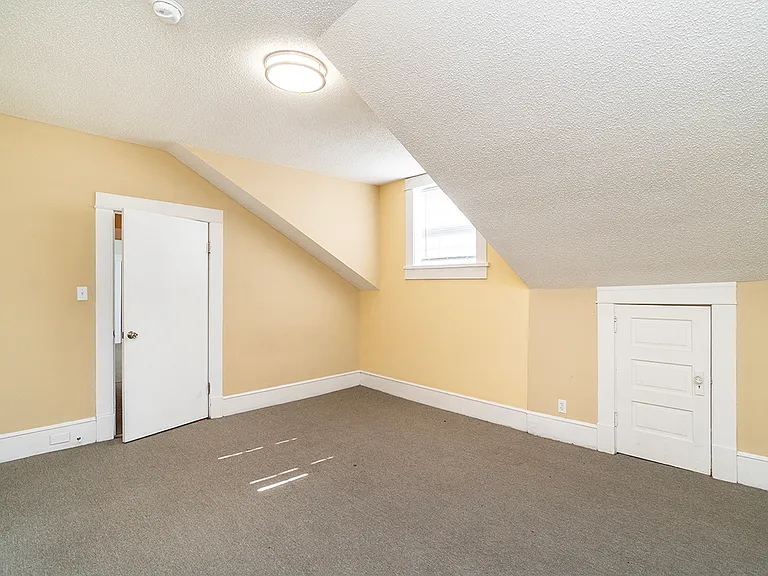 1219 Grace Ave #3 — Photo 13