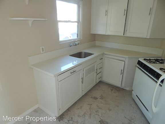 2nd image of 4610 Georgia St