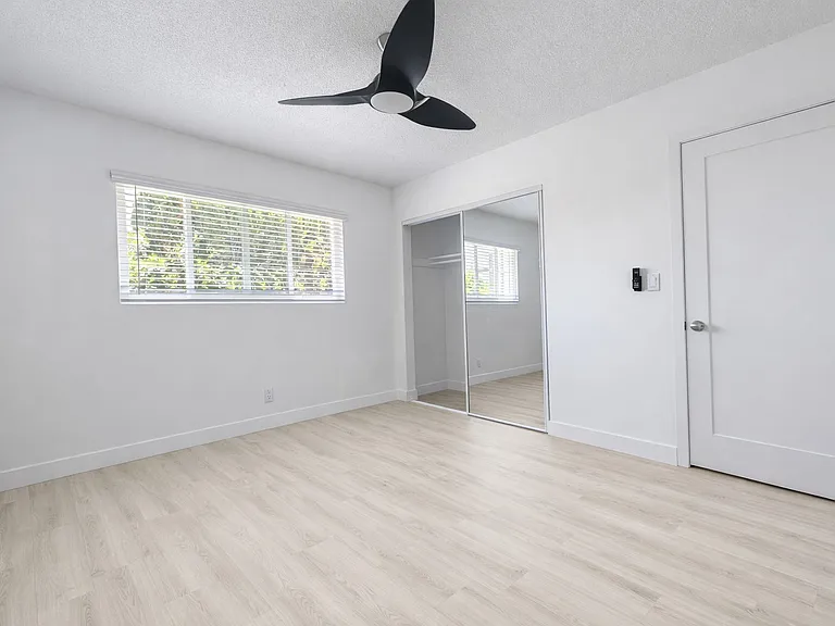 Mistyvale Apartments — Photo 20