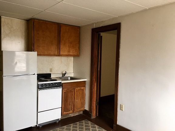 3rd image of 310 W Wisconsin Ave APT 305